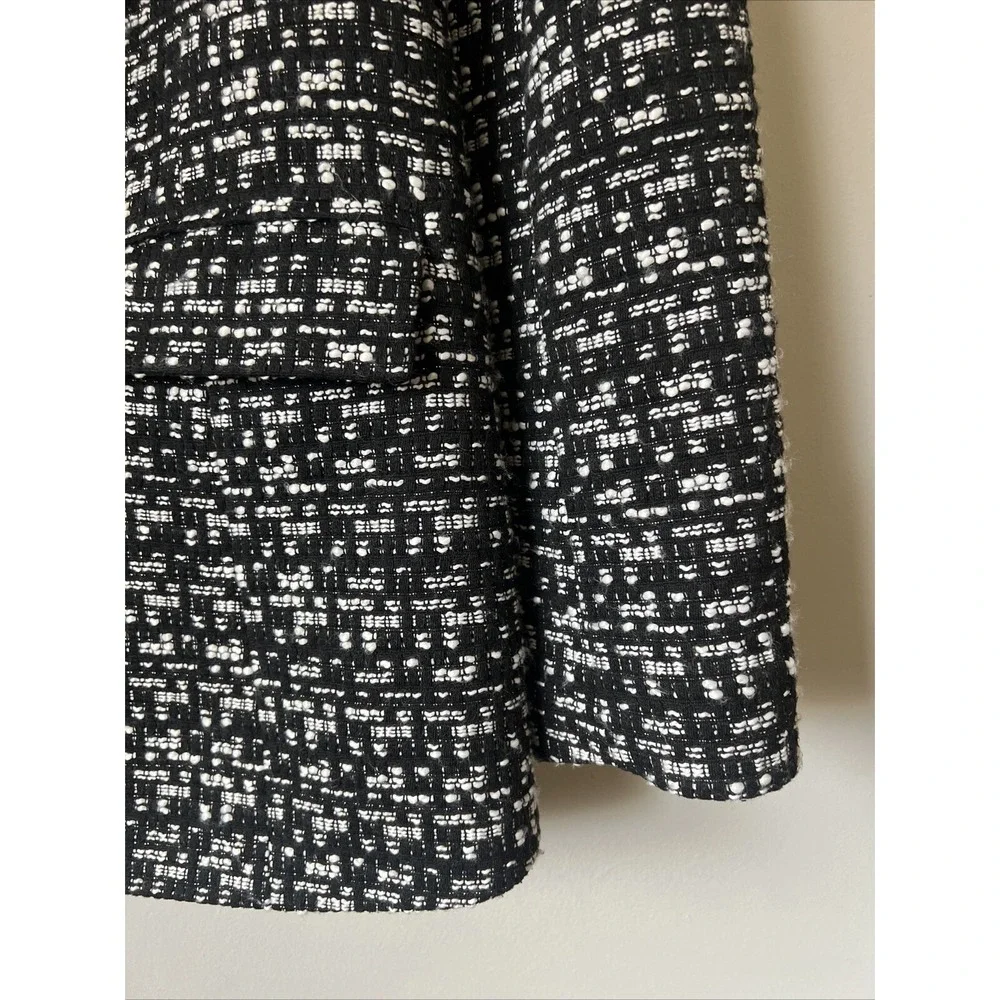 Anthropologie Maeve Boucle Tweed Jacket Blazer Size M Black White Gold Button